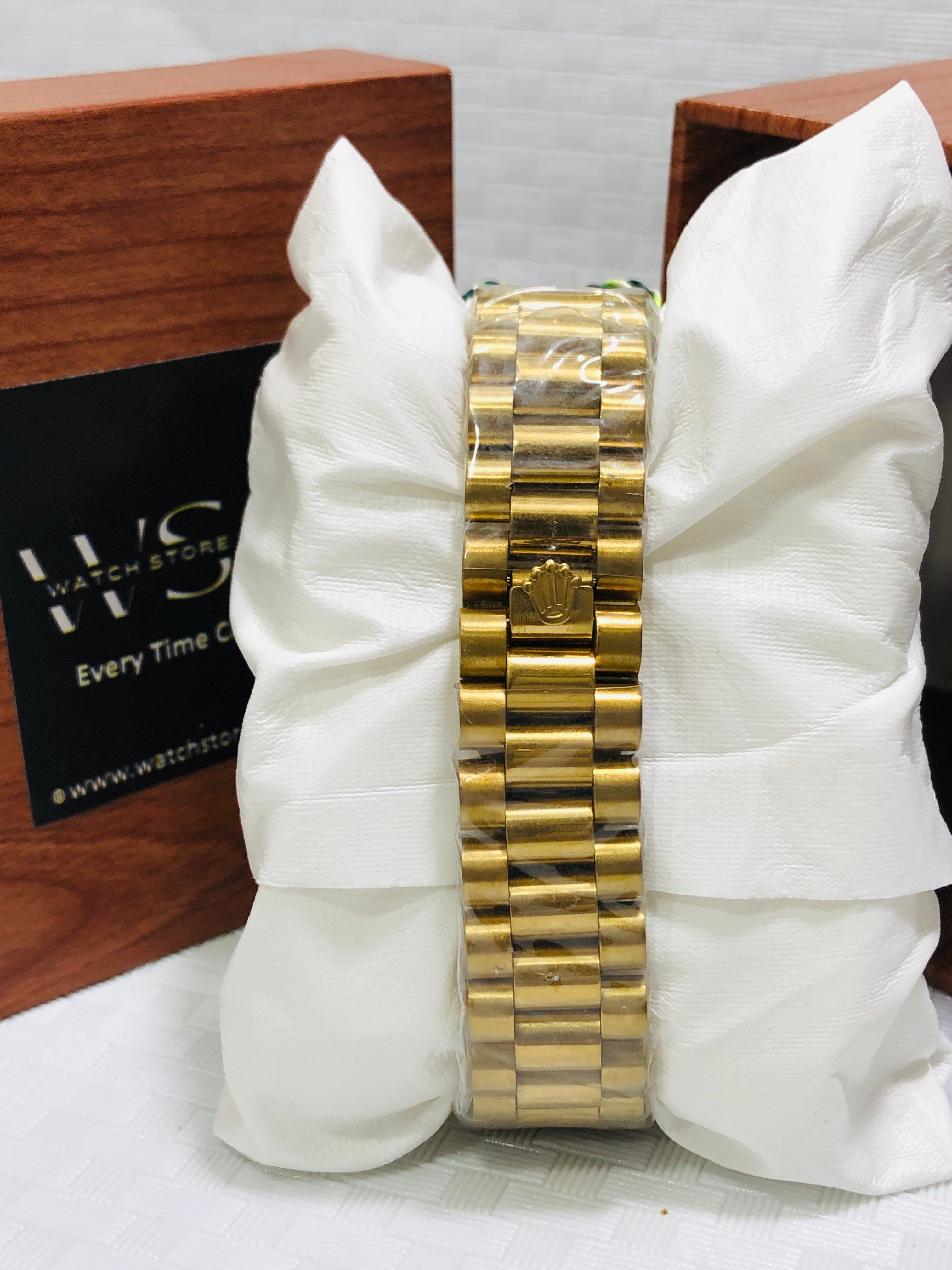 Rlx date just Quartz Full Gold