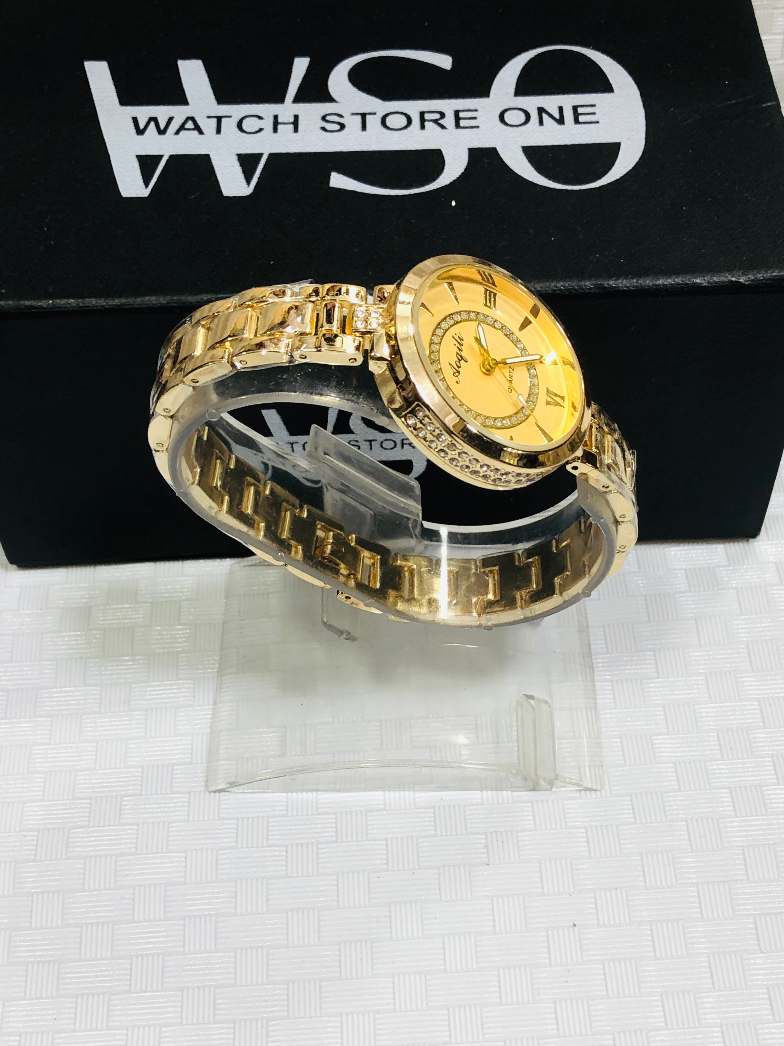 women luxury watches golden