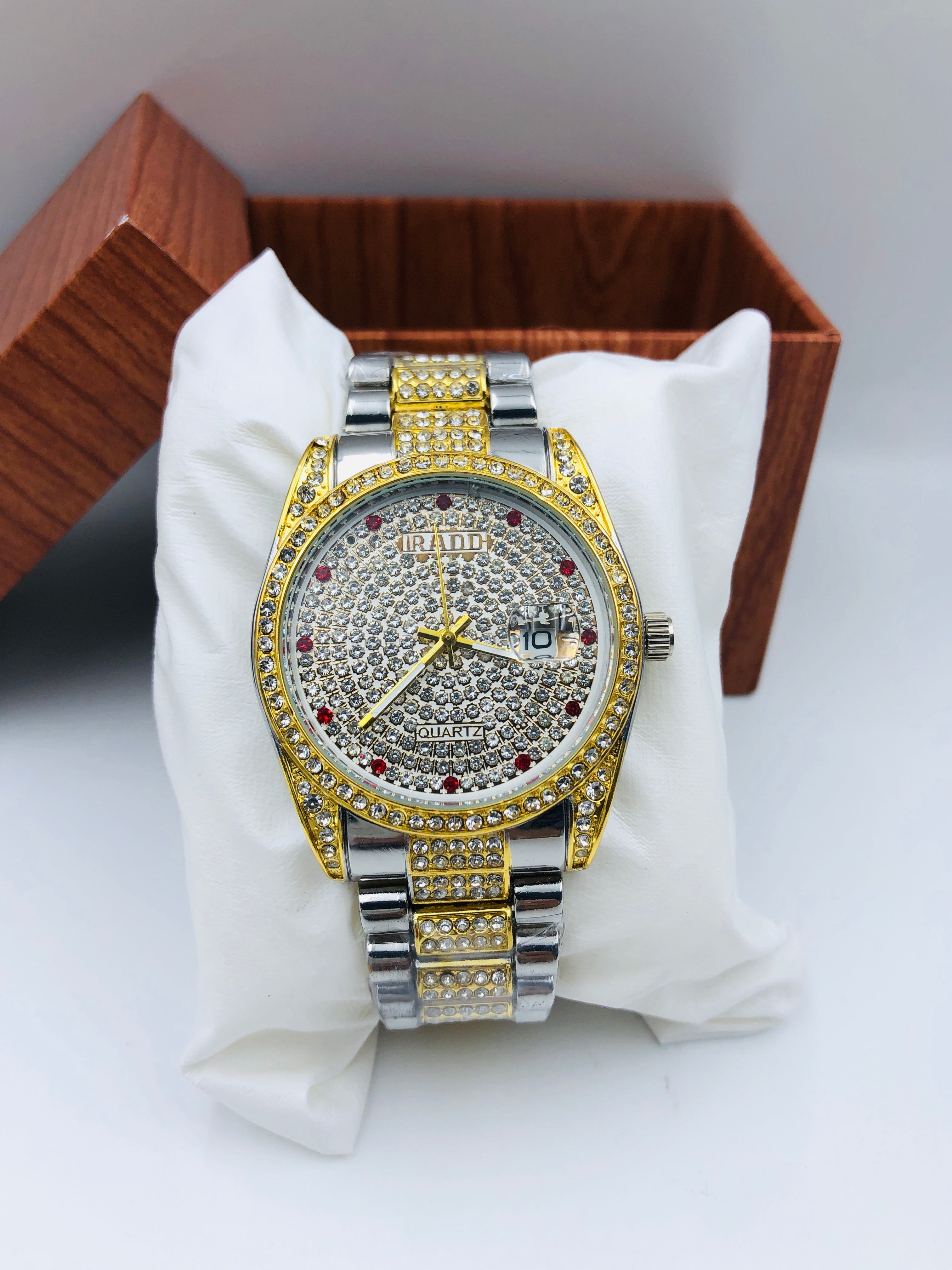 Luxury Tow Tone Iced-Out Men’s Wrist Watch – Fully Diamond-Styled Quartz Timepiece 💯% water proof