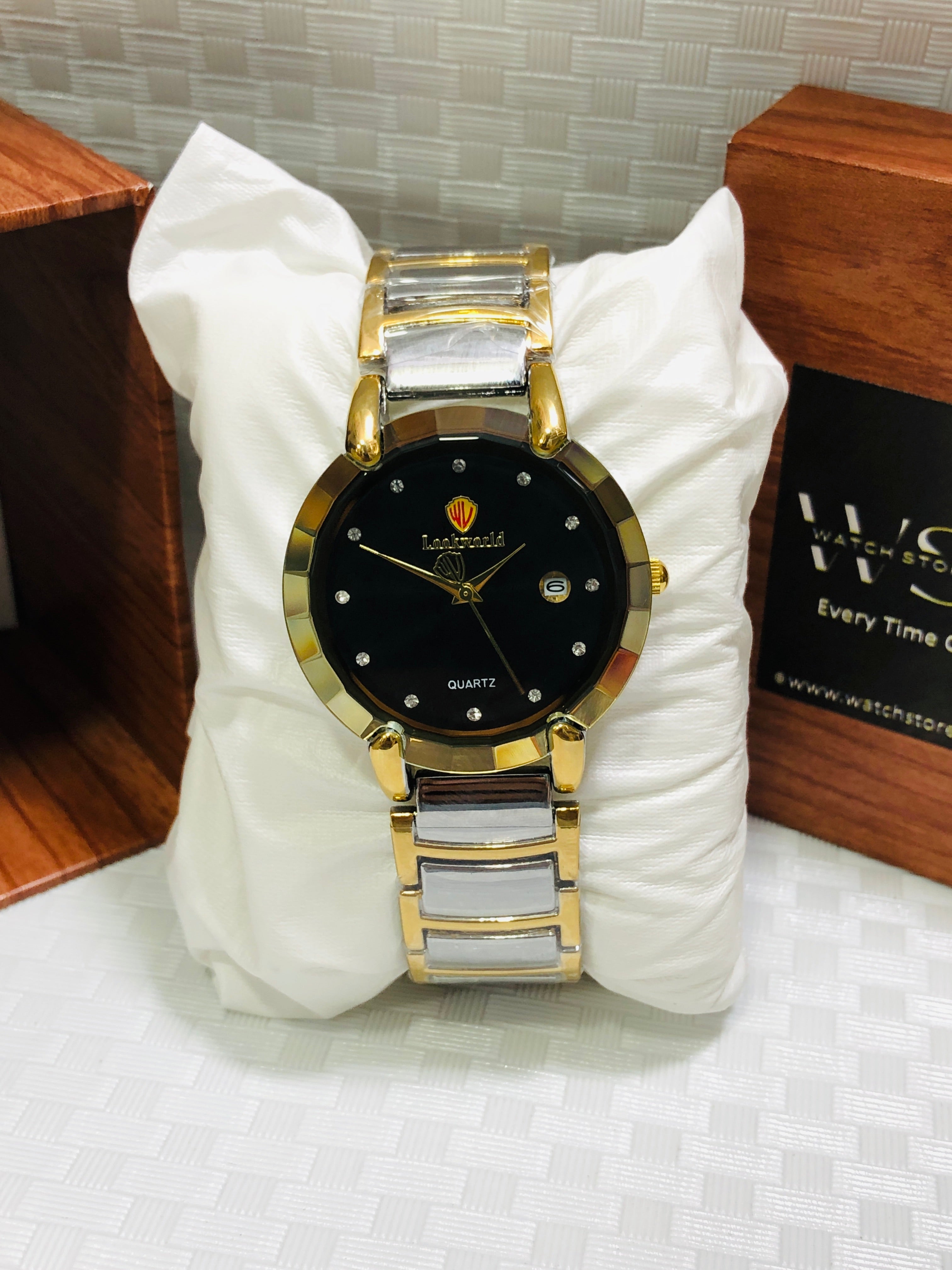 DIAMOND GLASS WATCH ORIGNAL