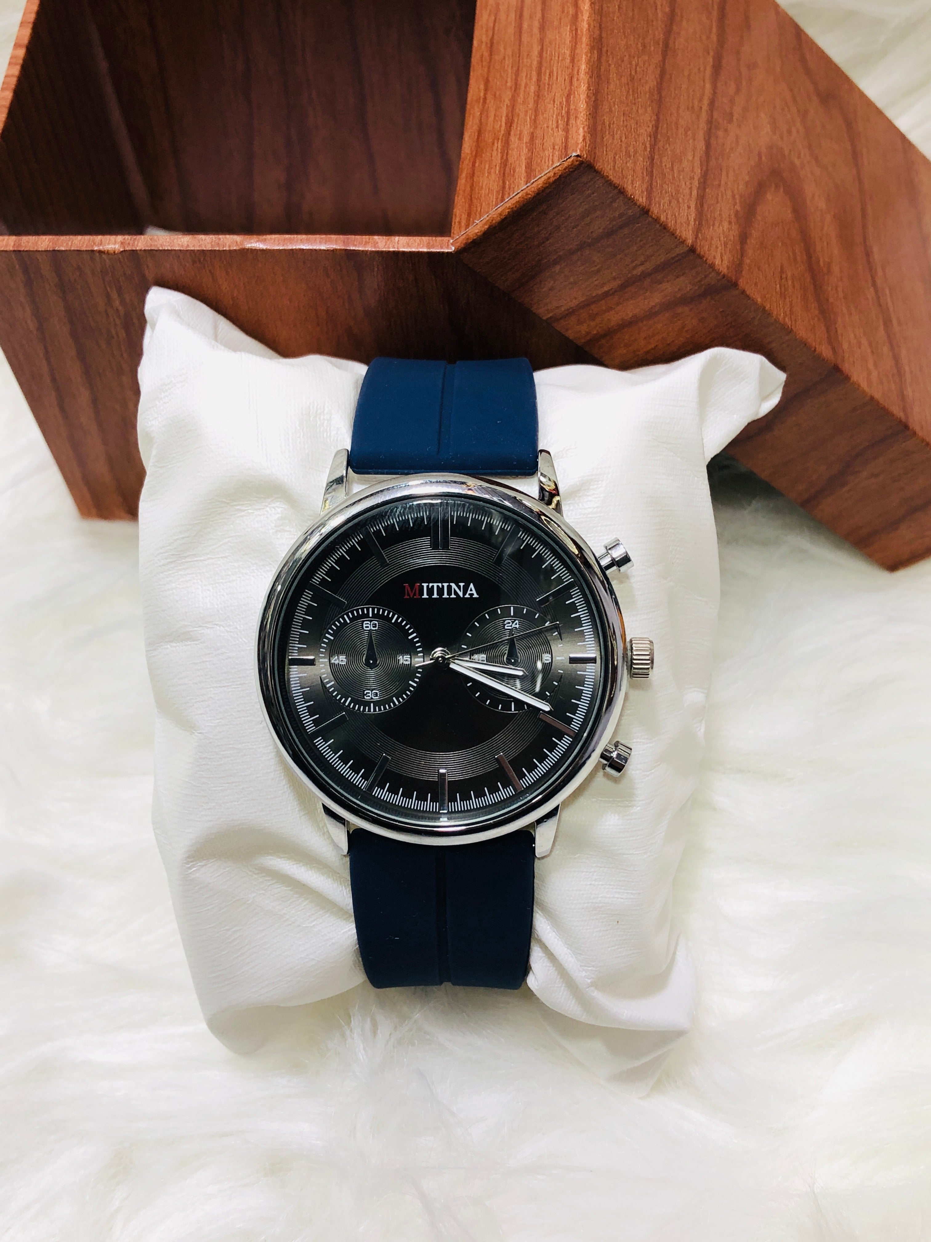 Mitina Round Dial Silicone Strap - New Premium Watch