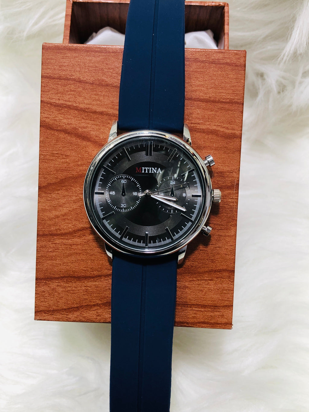 Mitina Round Dial Silicone Strap - New Premium Watch